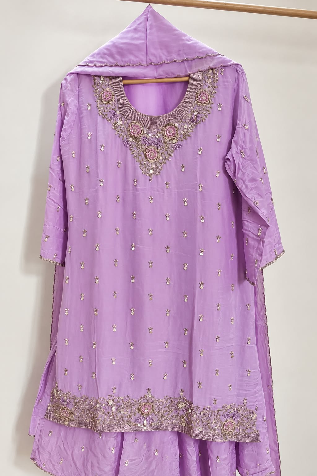 Lavanya Hand embroidered 3 pc suit