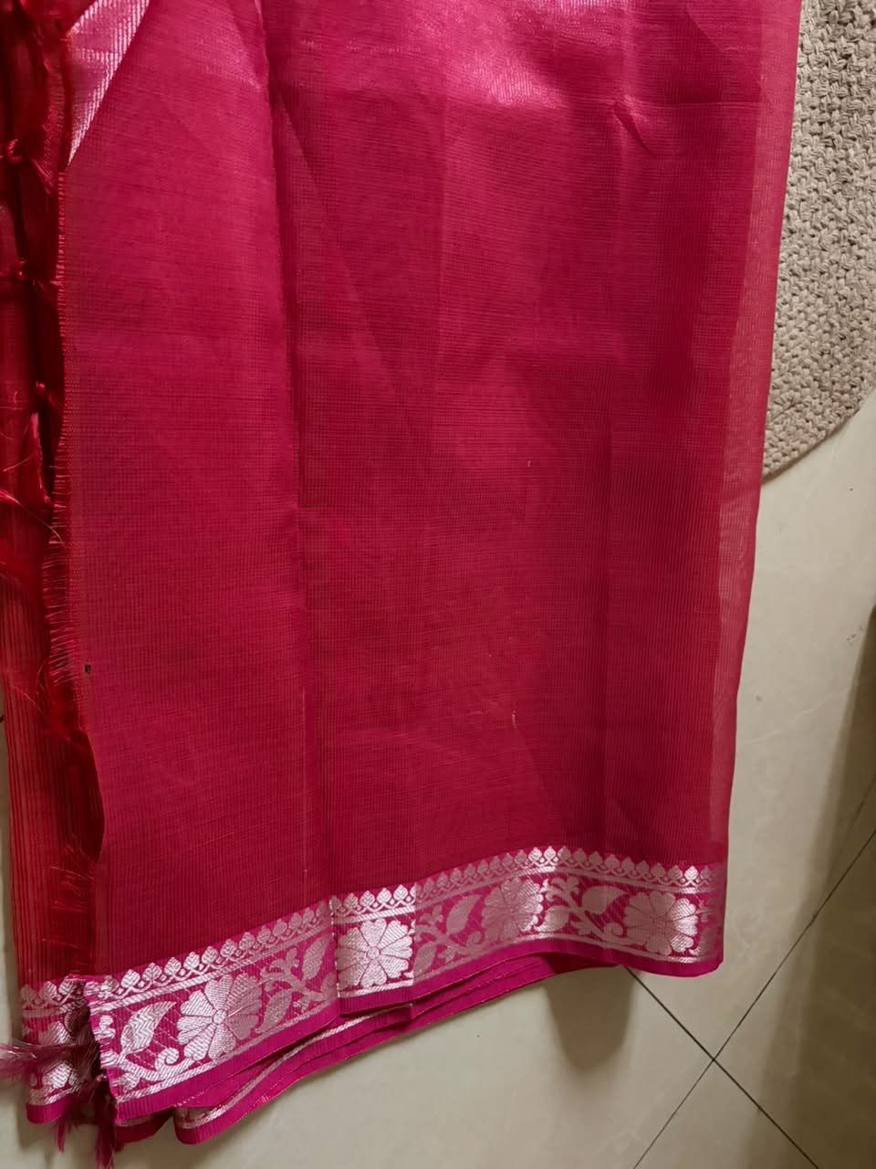Zari Kota Saree- tomato red and magenta pink